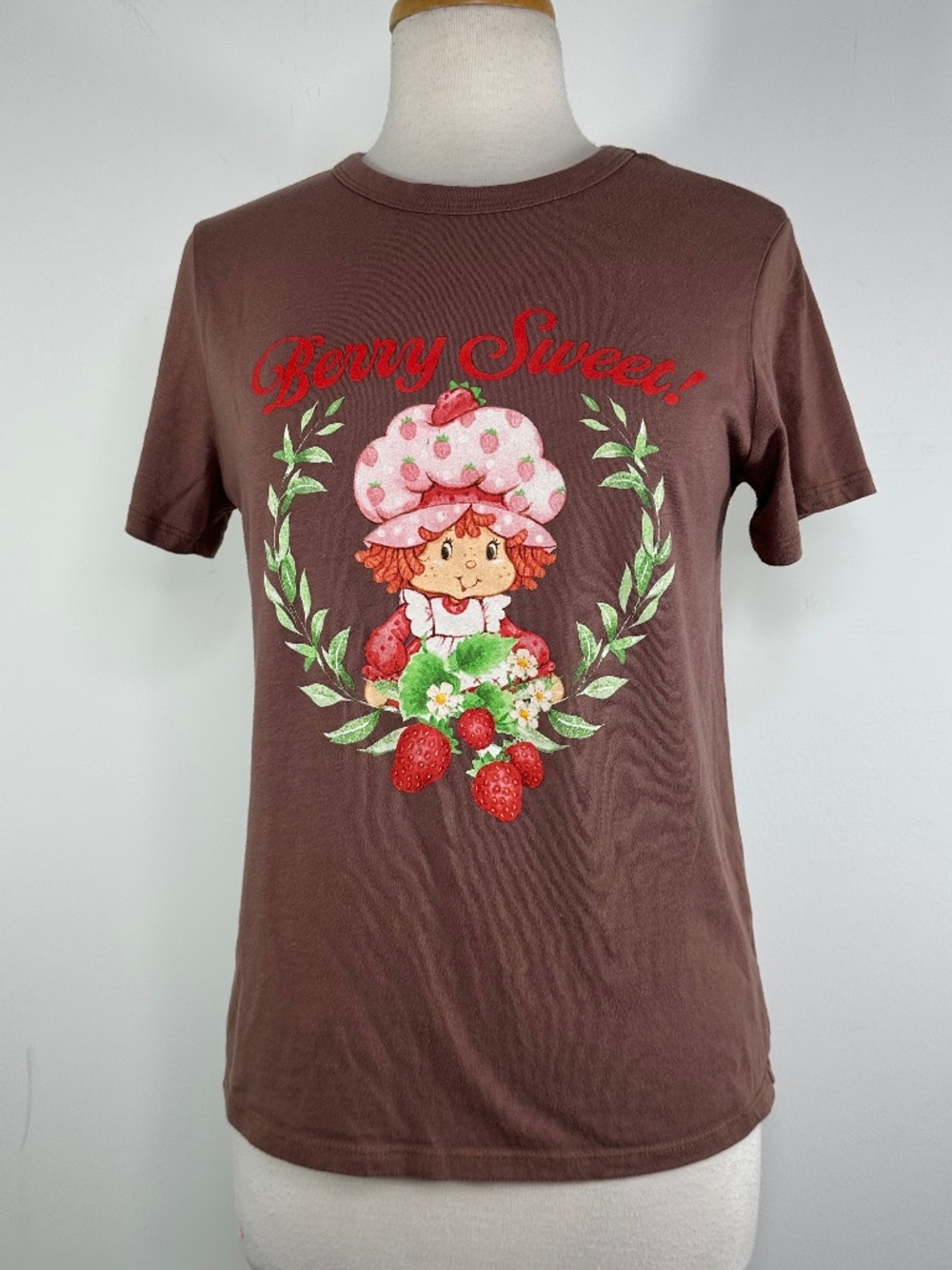 Strawberry Shortcake Graphic T-Shirt – Size Small – Hybrid Apparel